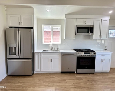 10942 Nassau Avenue - Photo Thumbnail 1