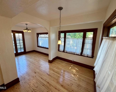 708 Bonita Drive - Photo Thumbnail 5