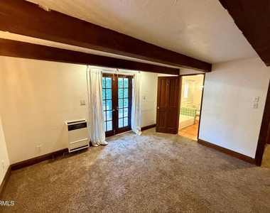 708 Bonita Drive - Photo Thumbnail 14