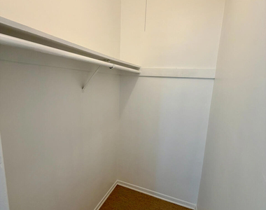 1614 Golden Gate Avenue - Photo Thumbnail 20