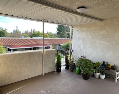 2192 E Via Mariposa E - Photo Thumbnail 1