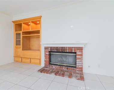 22661 White Oaks - Photo Thumbnail 12