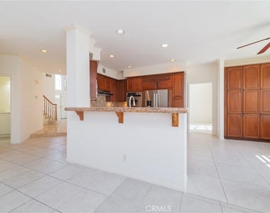 22661 White Oaks - Photo Thumbnail 13