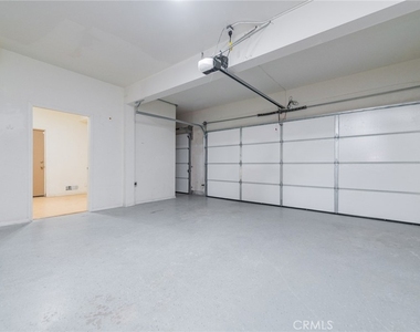 22661 White Oaks - Photo Thumbnail 31