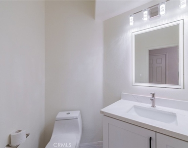 22661 White Oaks - Photo Thumbnail 27