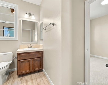 301 Tall Oak - Photo Thumbnail 22