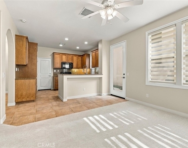 301 Tall Oak - Photo Thumbnail 13