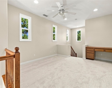 301 Tall Oak - Photo Thumbnail 18