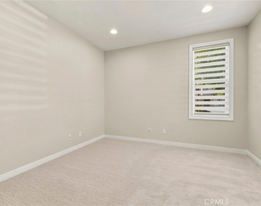301 Tall Oak - Photo Thumbnail 8