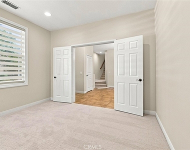 301 Tall Oak - Photo Thumbnail 6