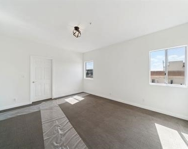 1508 Greenfield Avenue - Photo Thumbnail 12