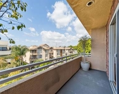 1508 Greenfield Avenue - Photo Thumbnail 10