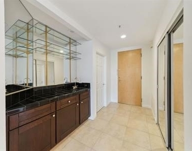 1508 Greenfield Avenue - Photo Thumbnail 7