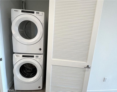 2409 Rivington - Photo Thumbnail 23