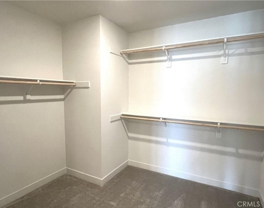 2409 Rivington - Photo Thumbnail 15