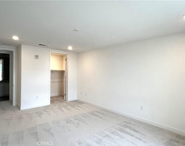2409 Rivington - Photo Thumbnail 24