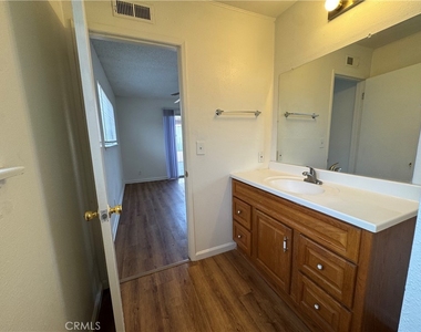 2307 Cartlen - Photo Thumbnail 12