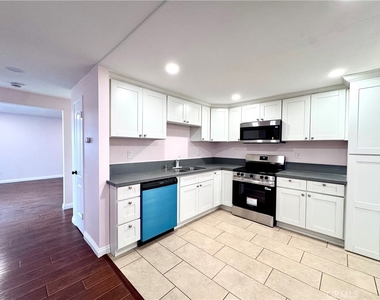 14292 Red Hill Avenue - Photo Thumbnail 5