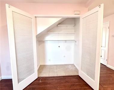 14292 Red Hill Avenue - Photo Thumbnail 3