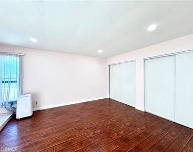 14292 Red Hill Avenue - Photo Thumbnail 8