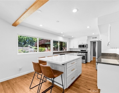 17327 Apel Lane - Photo Thumbnail 11