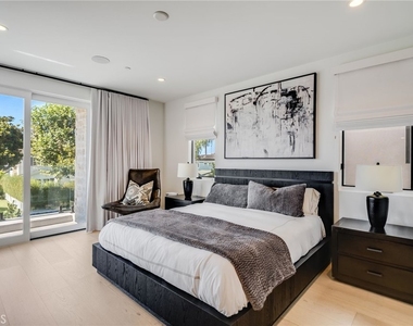428 Fernleaf Avenue - Photo Thumbnail 17