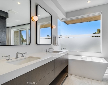 428 Fernleaf Avenue - Photo Thumbnail 21