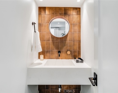 428 Fernleaf Avenue - Photo Thumbnail 15