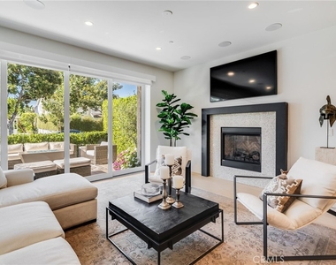 428 Fernleaf Avenue - Photo Thumbnail 9