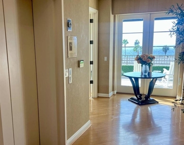 464 Prospect Street - Photo Thumbnail 3
