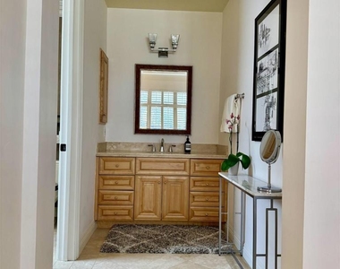 464 Prospect Street - Photo Thumbnail 27