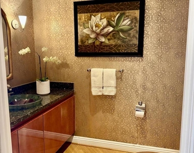464 Prospect Street - Photo Thumbnail 30