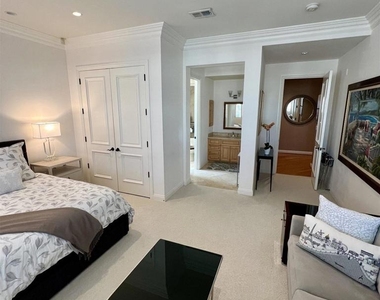 464 Prospect Street - Photo Thumbnail 29