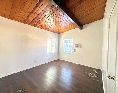 828 N Buena Vista Street - Photo Thumbnail 6