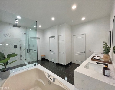 74280 Santa Ynez Avenue - Photo Thumbnail 9