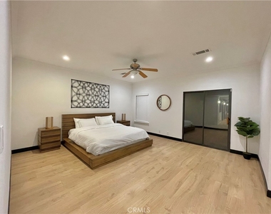 74280 Santa Ynez Avenue - Photo Thumbnail 7