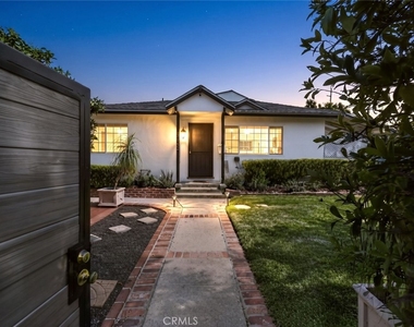 7502 Farmdale Avenue - Photo Thumbnail 34