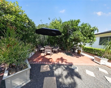 7502 Farmdale Avenue - Photo Thumbnail 1
