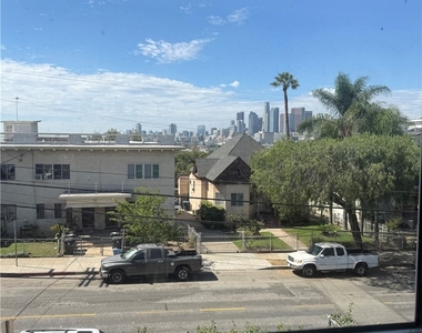1441 Pleasant - Photo Thumbnail 5