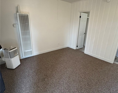 530 W 21st - Photo Thumbnail 2