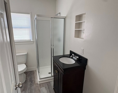 530 W 21st - Photo Thumbnail 5
