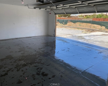 15921 Pine St. - Photo Thumbnail 10