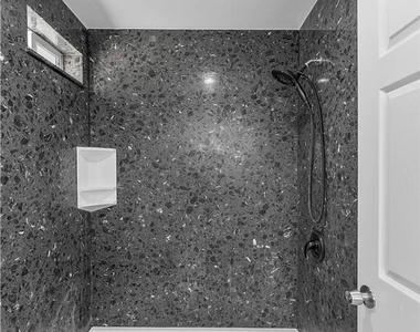 15921 Pine St. - Photo Thumbnail 8