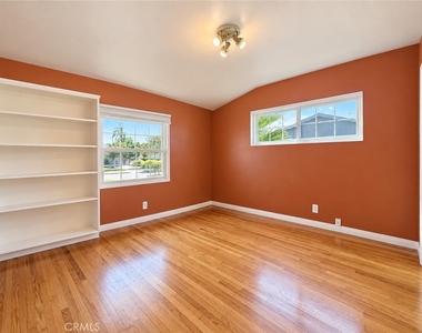719 E Bennett Avenue - Photo Thumbnail 20