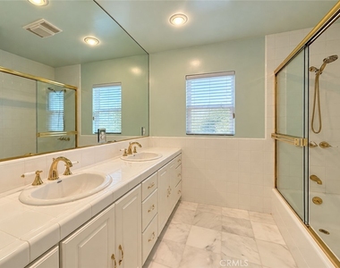 719 E Bennett Avenue - Photo Thumbnail 21