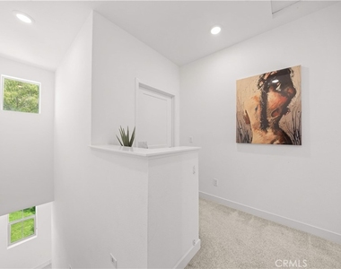 10301 Triple Crown Lane - Photo Thumbnail 19