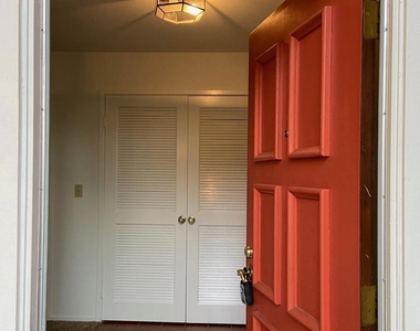 343 Flaming Oak Dr - Photo Thumbnail 5
