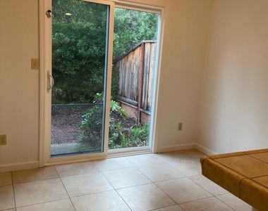 343 Flaming Oak Dr - Photo Thumbnail 17