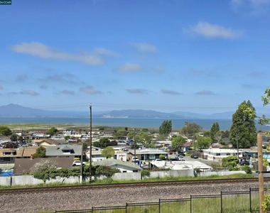 4140 Markovich Ct - Photo Thumbnail 20