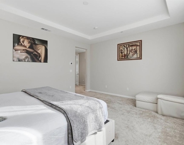 813 Stickney Way - Photo Thumbnail 18